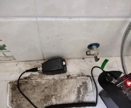 湖滨屋顶漏水维修公司分享下卫生间漏水的危害及解决方法